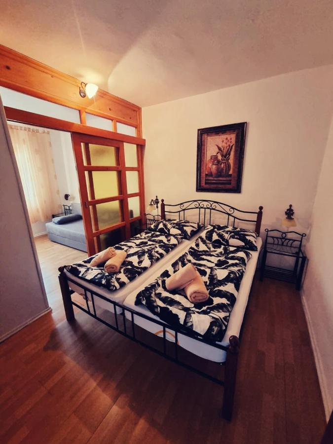 Apartments Nada Крк Екстер'єр фото