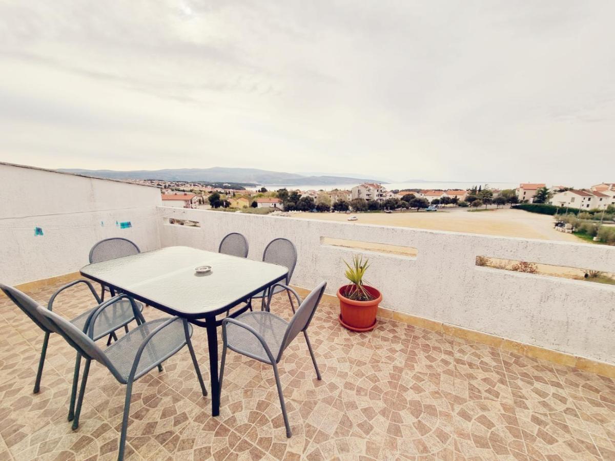 Apartments Nada Крк Екстер'єр фото