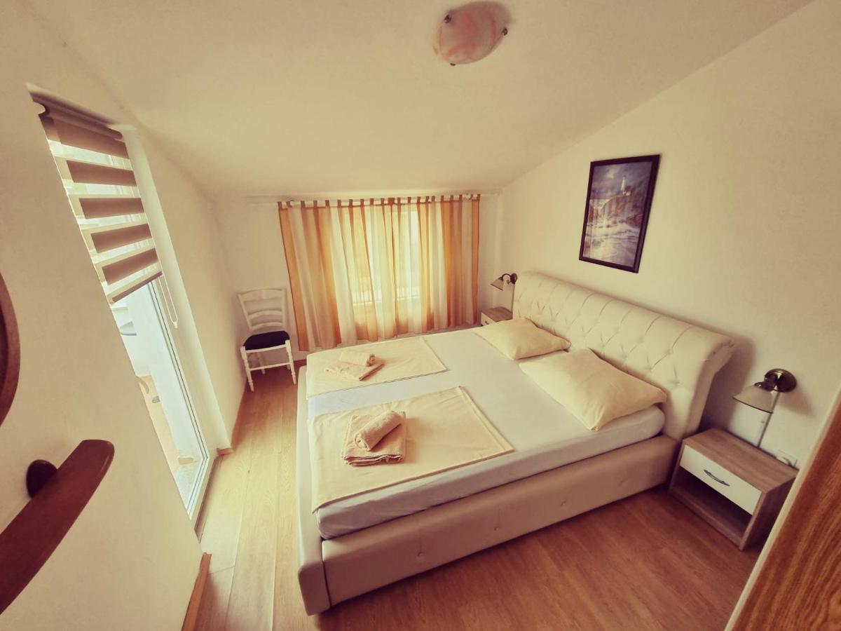 Apartments Nada Крк Екстер'єр фото
