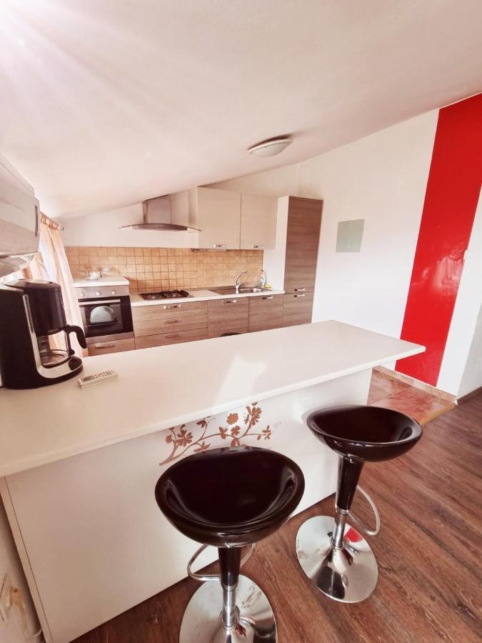 Apartments Nada Крк Екстер'єр фото