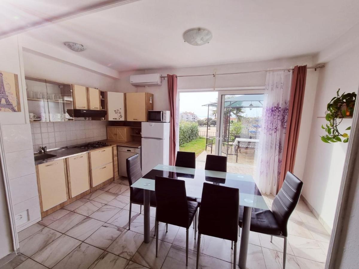Apartments Nada Крк Екстер'єр фото